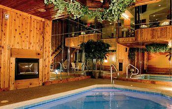 Sybaris Pool Suites Downers Grove - Adults Only דאונרס גרוב מראה חיצוני תמונה